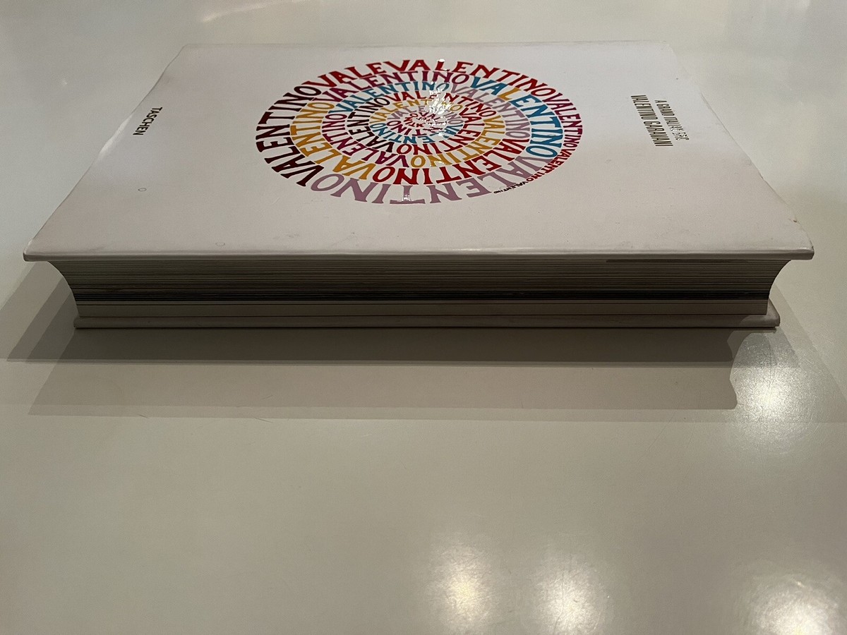A Grand Italian Epic; Valentino Garavani, Art Book, Fashion