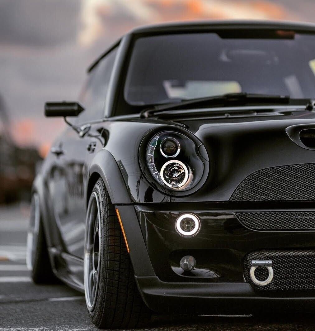 all black Mini Cooper!!!  Black mini cooper, Mini cooper, Mini