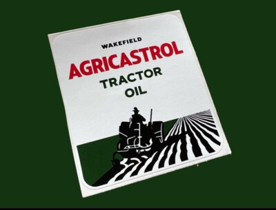 Agricastrol Wakefield Tractor oil Can Service Farm Jug pourer Farming Barrel Tin