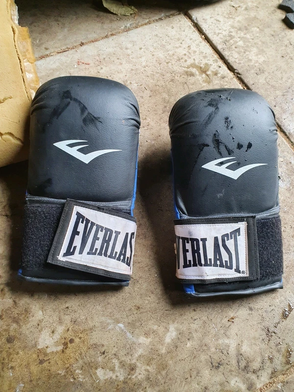 boxing gloves gumtree