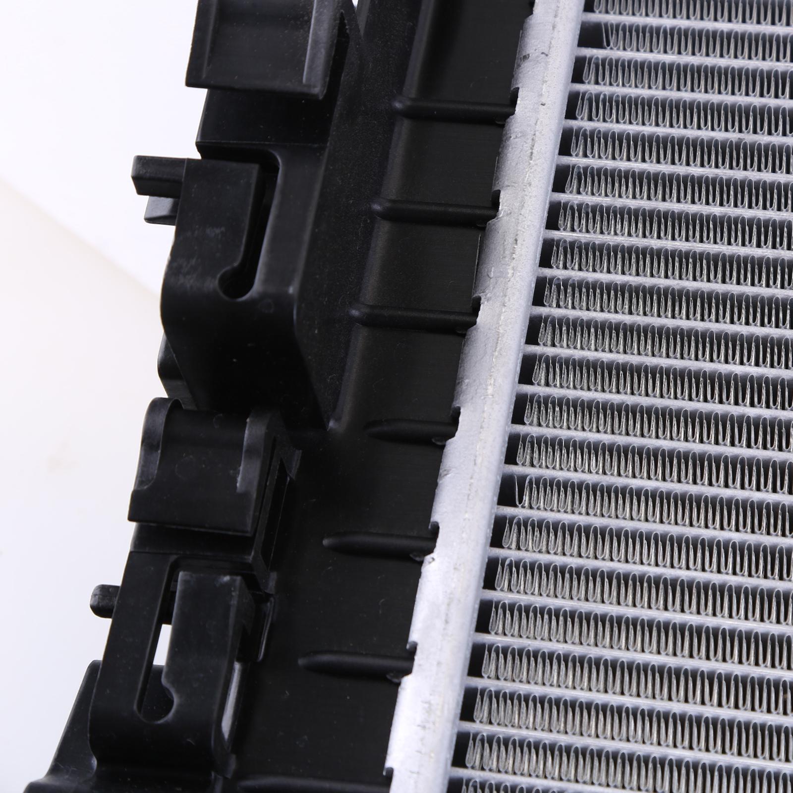 670109996 Radiator For Maserati Levante 3.0L 2017-2020
