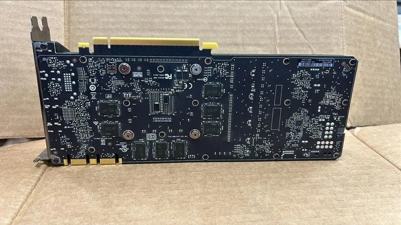 Dell NVIDIA Quadro 5000 16GB GDDR5X Graphics Card - 000MKC - Image 4 of 4