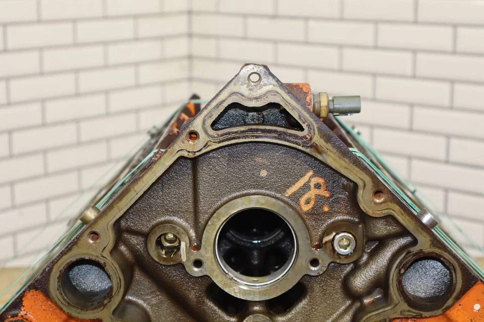 08-10 道奇 Mopar 6.1 升 Hemi 裸引擎块组件 原始设备制造商 (ESF) — 第 3/4 张图片