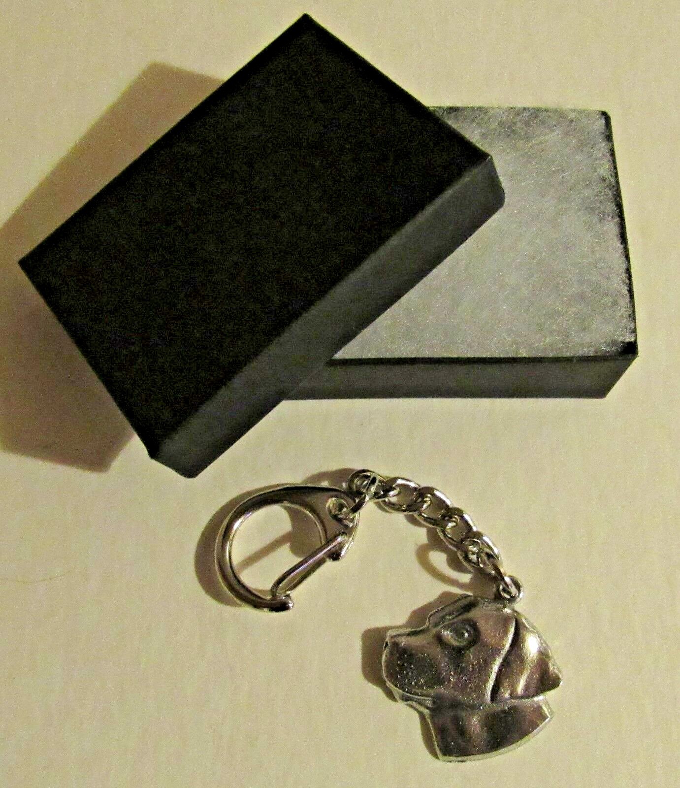Foto 1 di 3
