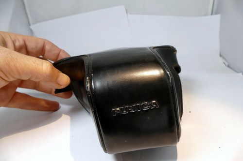 Fujica Leather case for  SLR Camera  (top part only)  - Picture 9 of 9