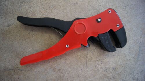 Wire Stripping Pliers Self Adjusting W/Wire Cutter - Picture 3 of 3