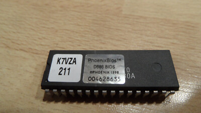IC ICs K7VZA  211 Phoenix Bios D686 Bios 1998  004628635  03  B2   32 Pin