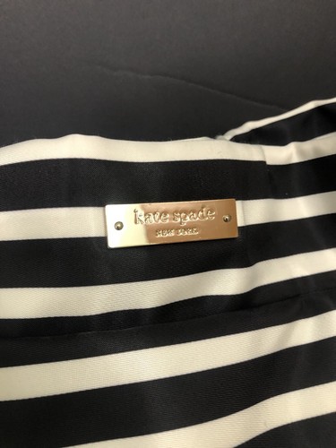 Kate spade Diaper Bag Black White Stripe With adjustable crossbody strap - Bild 2 von 18