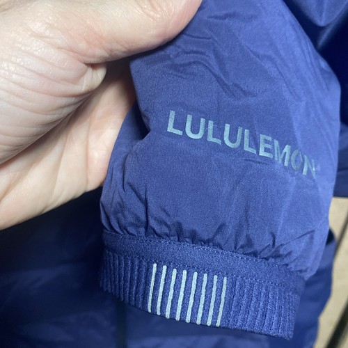 Lululemon Down For It All Hoodie Jacket Size 12 Night Sea 700-Fill - Picture 4 of 11