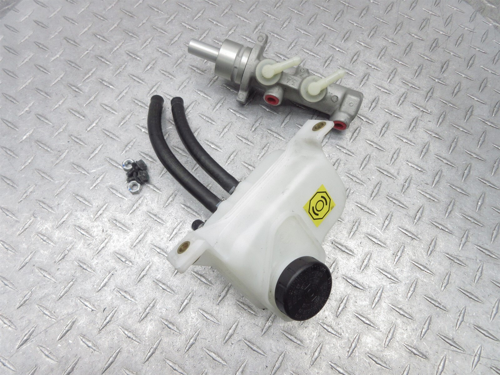 2008 Ferrari F430 Spider 198634 CCM Ceramic Brake Master Cylinder Reservoir Tank