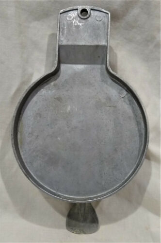 Vintage Aluminum/Metal Round 5" Embossed Door Knocker--Goose/Duck/Pheasant - Picture 2 of 3