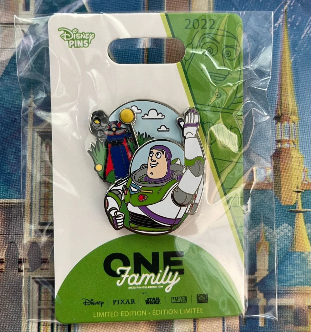 Disney One Family Celebration 2022 Pin — Toy Story Buzz Play Catch LE 1000, New