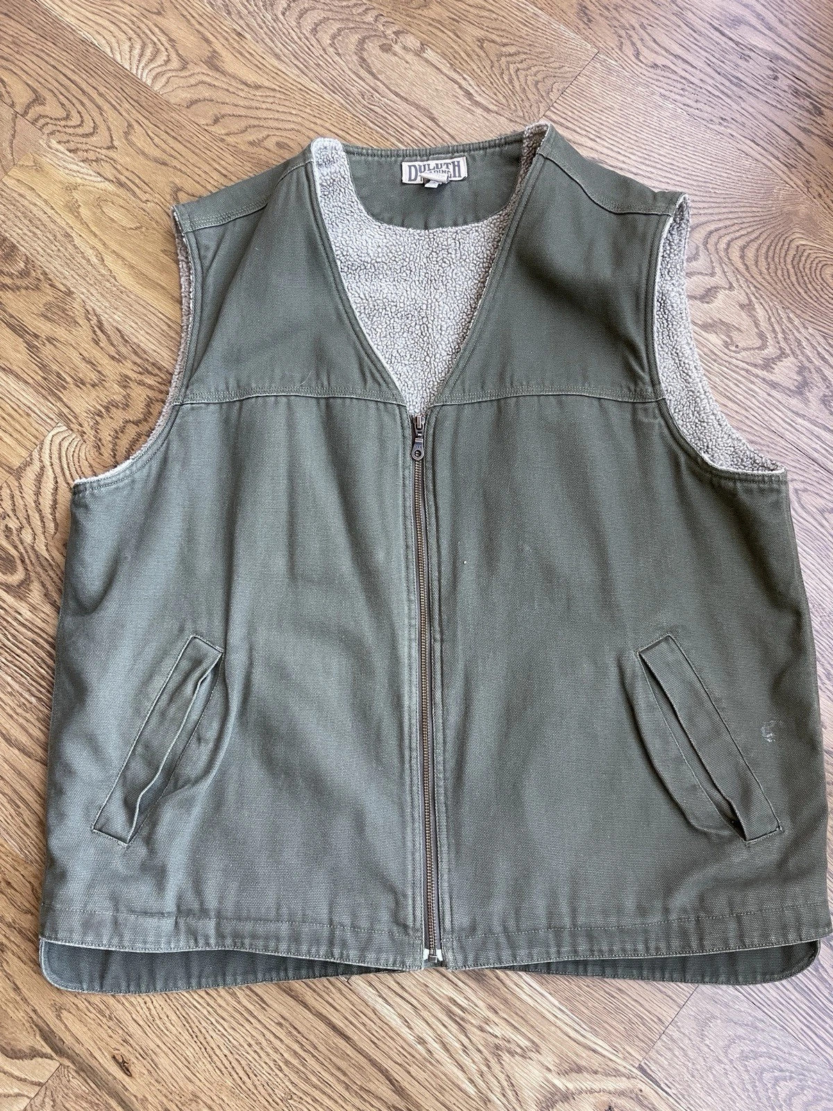 Duluth Trading Vest Mens XL Green Canvas Full Zip Sherpa Lined Workwear Adult
