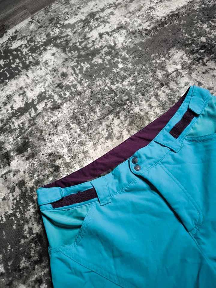 Pantalones cortos de senderismo Berghaus para mujer talla L equipo al aire libre Foto 3 de 4