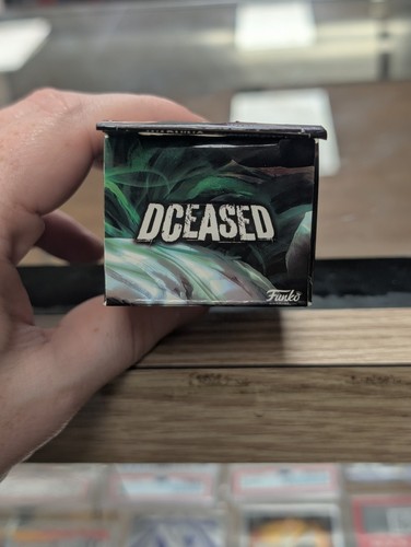 Funko Pocket Pop Keychain DC DCeased The Joker (GameStop Exclusive) New In Box - Picture 5 of 6