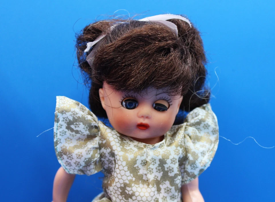 MUÑECA DESNUDA NANCY ANN MUFFIE LIBRO DE CUENTOS VINTAGE CON CAJA MORENA Foto 2 de 4