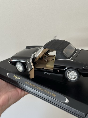 Original Alfa Romeo Spider Veloce 2000 / RICKO 1/18 Rare Piece - Bild 5 von 17