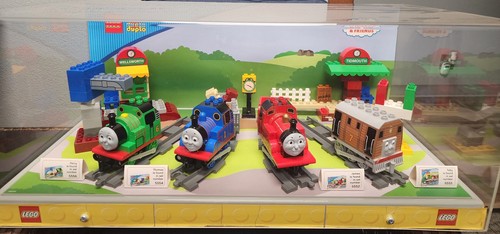LEGO Thomas and Friends STORE DISPLAY CASE LEGO 5554, LEGO 5556, LEGO ...