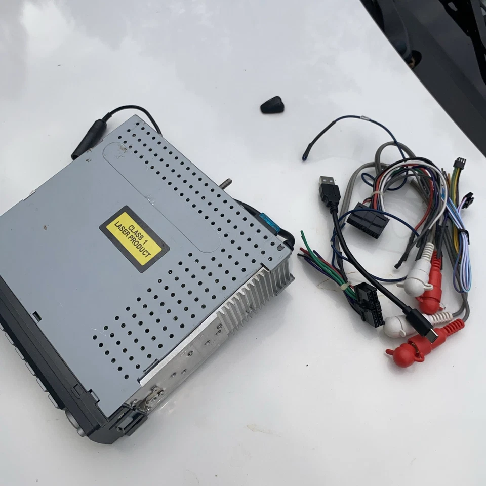 Radio MPX AM/FM Jensen JCD3050 con reproductor de discos compactos controles cambiador de CD Foto 4 de 4