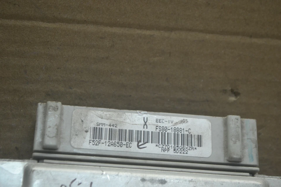 Блок управления двигателем 1995 Mazda MX6 ECU FS8018881C модуль 442-6b1 - Изображение 2 из 4