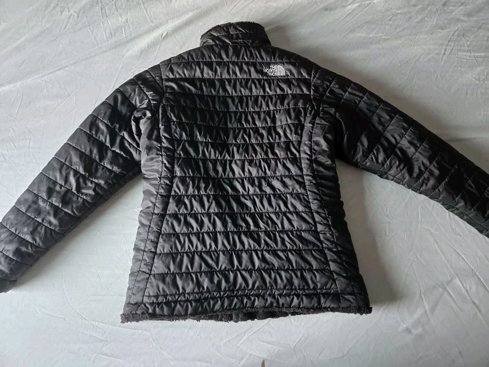 THE NORTH FACE Girls Large Puffer Jacket Reversible Fur Lined Teddy Bear Coat - Image 2 of 3