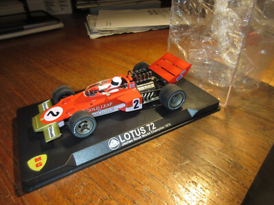 Vanquish Lotus 72, Scalextric Analog Car