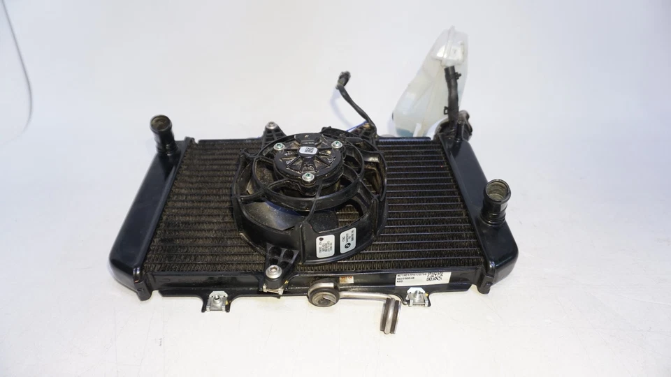 BMW G310R G310 G 310 2022 16-23 OEM MOTOR RADIADOR VENTILADOR ENFRIADOR 160329 OEM Foto 4 de 4