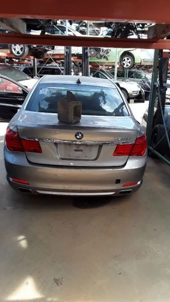 Volkswagen GTI 2009 carrocería del acelerador Foto 4 de 4