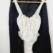 Vintage California Dynasty Sheer Lace Balconette Bodysuit in Ivory Pearl Size L