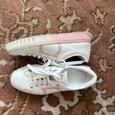 Salvatore Ferragamo VIVA ホワイト 6.5サイズ Salvatore Ferragamo Women White/Pink Cube Leather Sneakers
