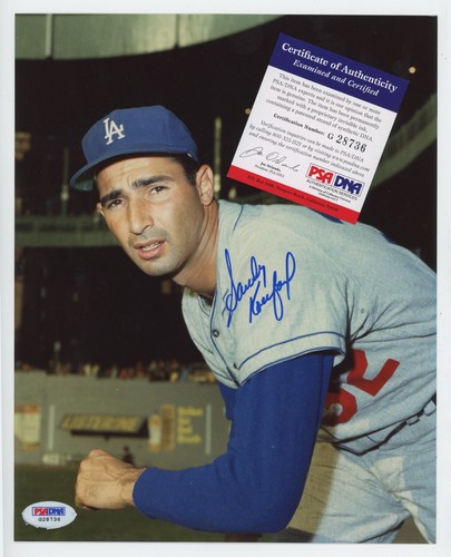 Sandy Koufax Signed 8x10 Photo Auto with PSA/DNA Cert •• Classic Pose - Picture 2 of 2