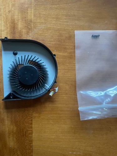 Alienware 15 R2 Laptop CPU Fan 09M2MV DFS200805000T - Picture 2 of 7