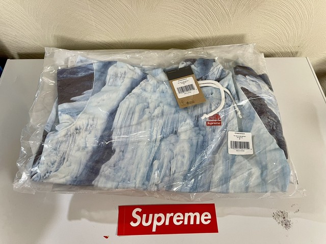 Ice Climb Hooded Sweatshirt Size M Ss21 