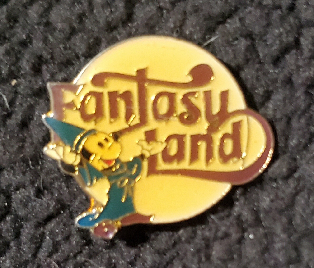 Vtg 1985 Disneyland 30th Anniversary Fantasy Land Hat Vest Lapel Pin Disney