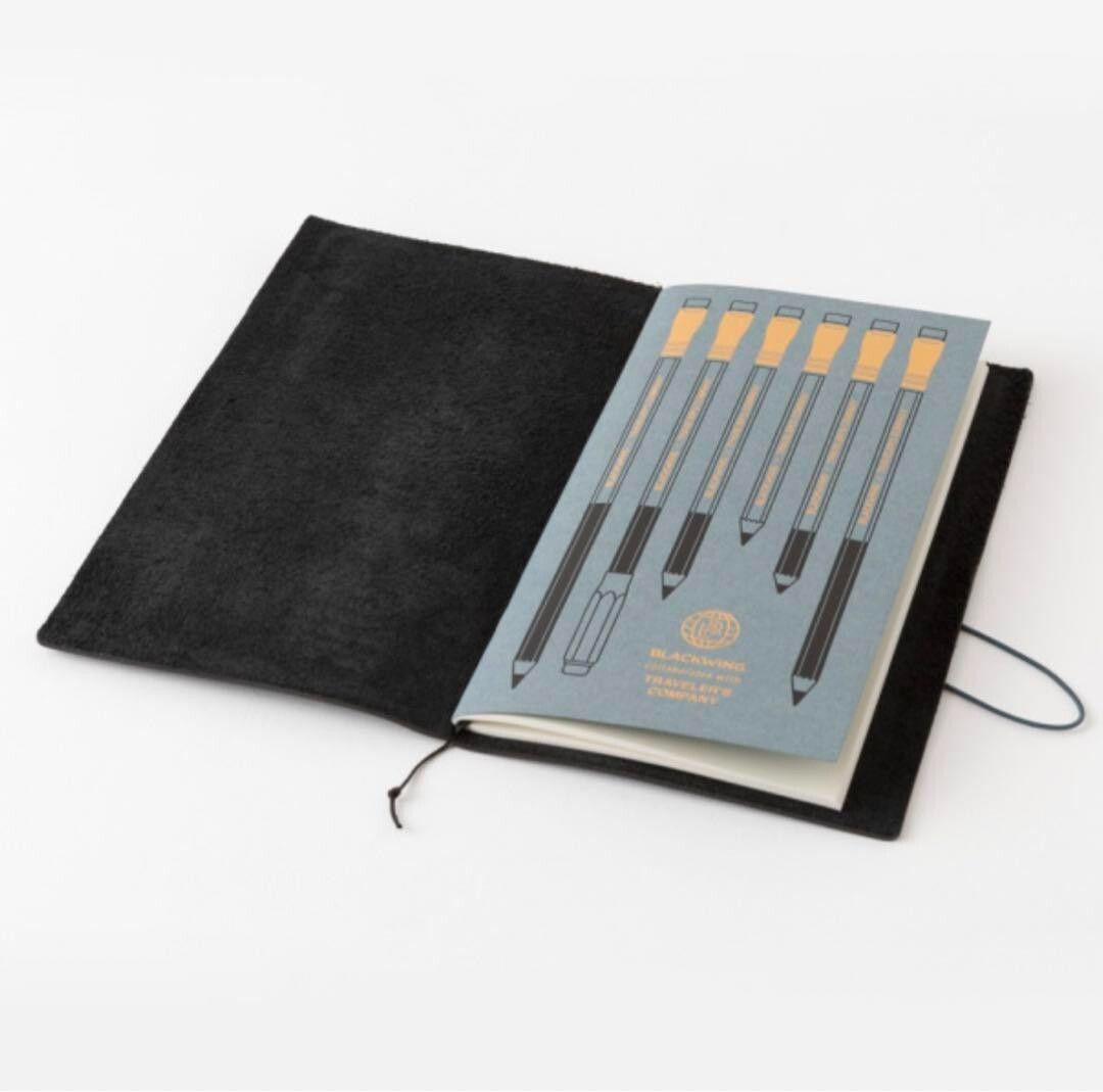 BLACKWING TRAVELER'S notebook 専用袋付き Blackwing x TRAVELER'S COMPANY Kit | Blackwing602.com