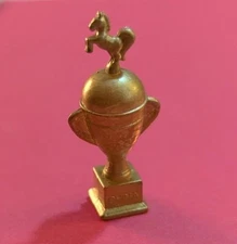 Horseland Horse Doll accessories Playset Miniature Gold Trophy Award Thinkway