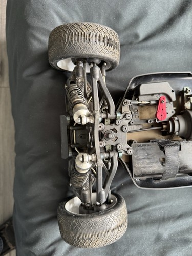 Mugen MBX8R ECO 1/8 Off-Road E Buggy Roller Sin Electricidad Coche de Carreras Rc - Imagen 17 de 19