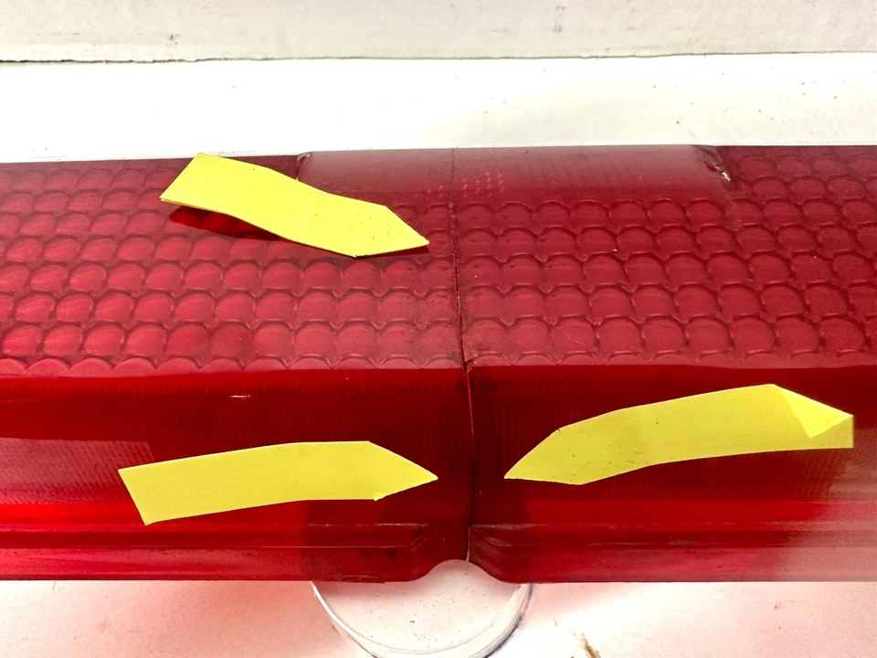 LENTE DE LUZ TRASERA SHELBY & COUGAR 1967 USADA 2 CONSULTAR DESCRIPCIÓN Foto 3 de 4