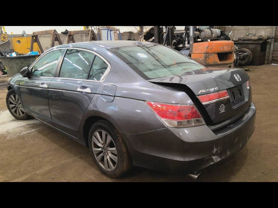 Passenger Right Caliper Rear Fits 11-14 TSX 6848479 - Image 3 of 4