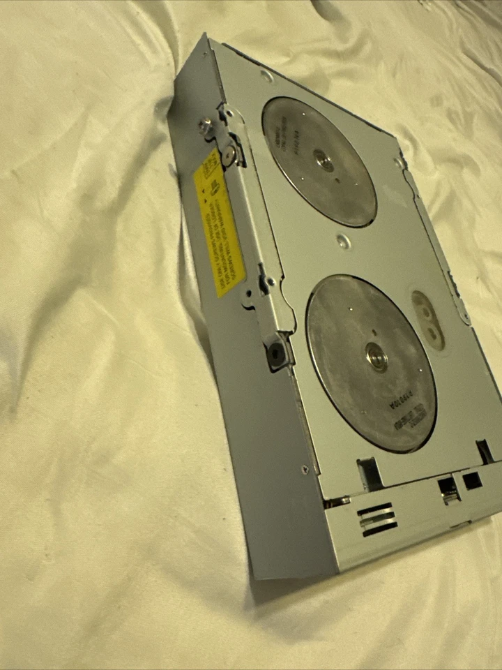 Quantum CL1001 Tape drive - Image 3 of 4