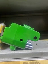 AT20909 AT22968 AR53493 AR53494 John Deere Brake Valve READ THE AD BOTTOM HOLE