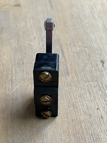 MICRO SWITCH 2HLA-5 ROLLER LEVER LIMIT SWITCH 20A - Picture 4 of 4