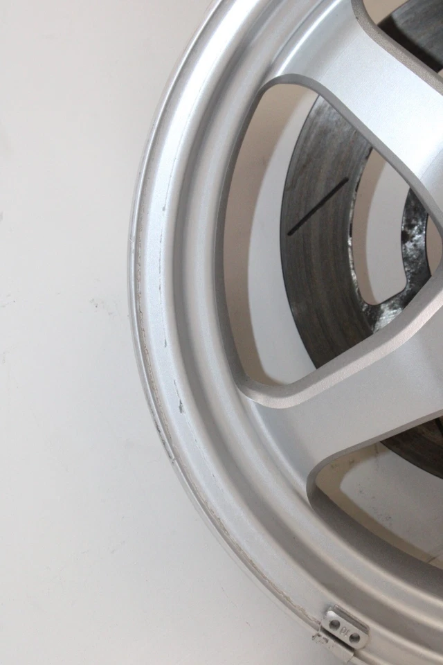 03-06 SUZUKI BURGMAN AN400S OEM FRONT WHEEL RIM - Image 4 of 4