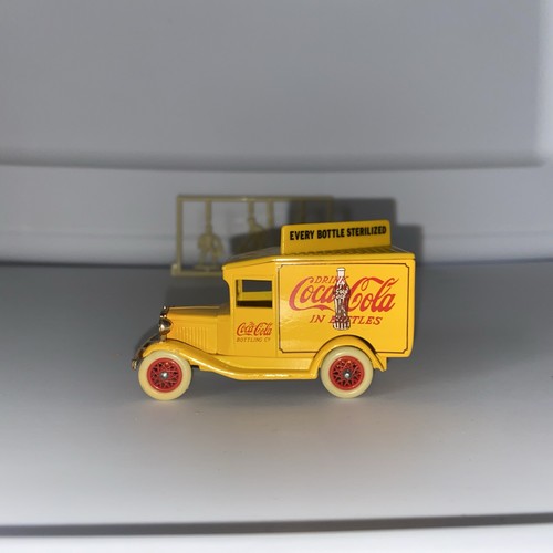 Vintage 1986 LLEDO Days Gone Yellow Coca Cola Ford Model T Delivery Truck - Picture 2 of 8