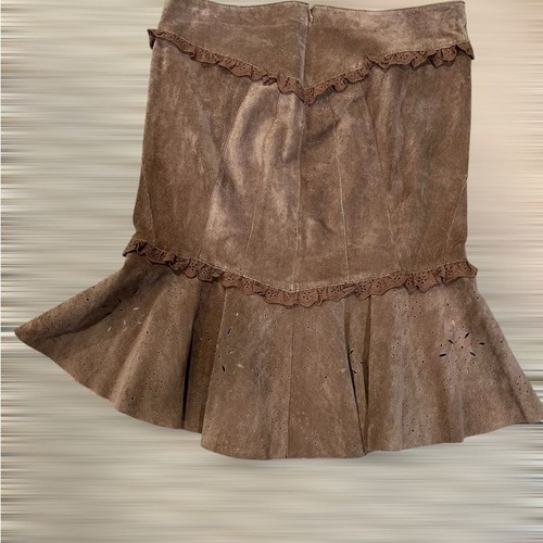 Gonna con volant Anthropologie June in camoscio marrone scuro. Taglia 2 - Foto 3 di 7