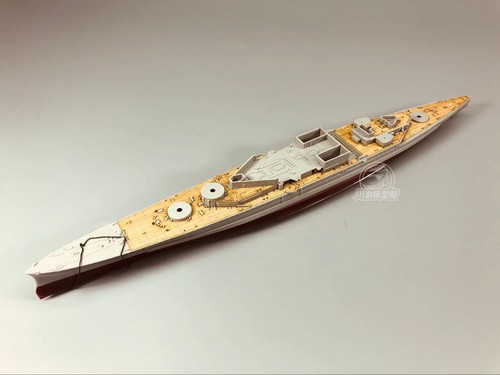 Wooden Deck for 1/700 Trumpeter 05763 HMS Repulse 1941 Model CY700037 - Picture 7 of 7