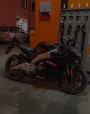 Aprilia RS 125 &ndash; Matt Schwarz | Besonderer Look