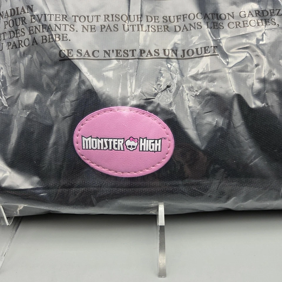 Monster High Draculaura Charm Corsé con cordones Bolso Mensajero Negro Rosa NUEVO SELLADO Foto 3 de 4