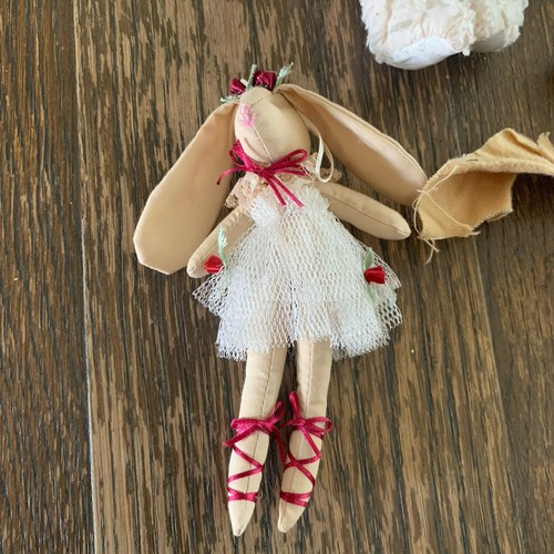 Rag Doll Whimsical Bunny Rabbit Set Of 4 Angel Christmas Primitive - Picture 5 of 12