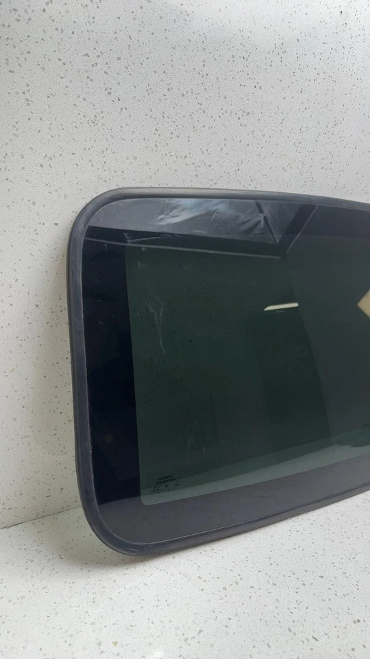 2010 2011 2012 2013 2014 Subaru SUBARU LEGACY Roof Glass (glass Only) Foto 2 de 4